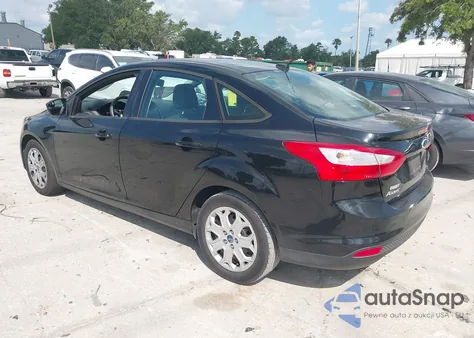 2012 Ford Focus Se z USA, uszkodzony, nr VIN 1FAHP3F25CL221093